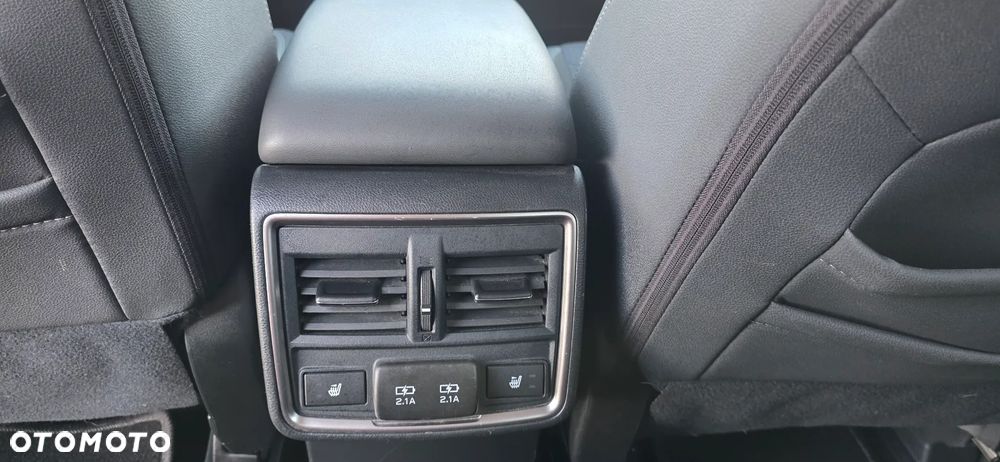 Subaru Forester 2.0i-L Platinum (EyeSight) Lineartronic - 31