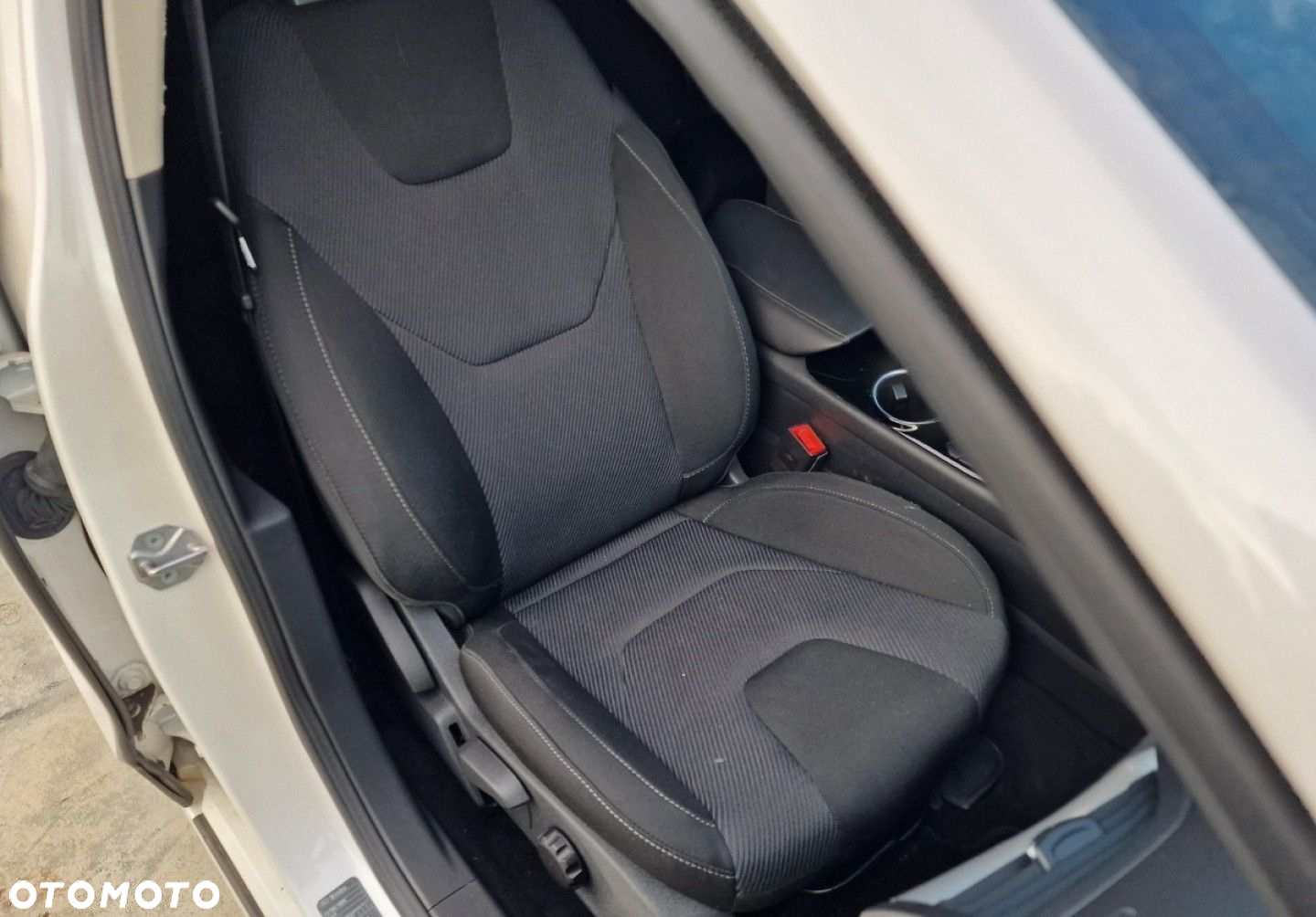 Ford Mondeo 2.0 EcoBlue Executive - 28