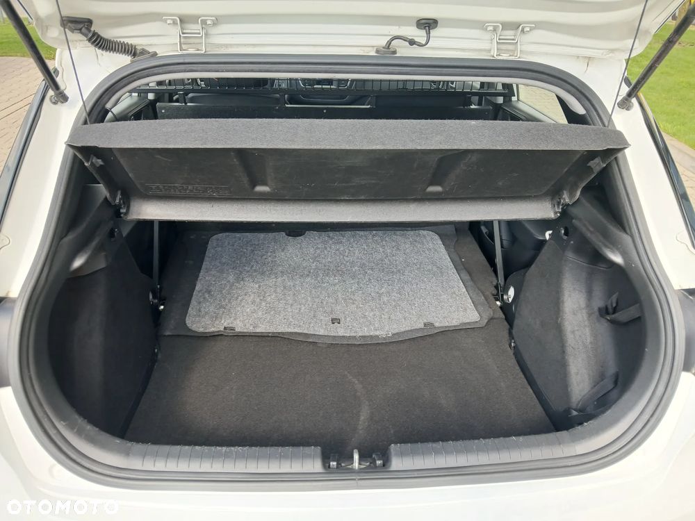 Hyundai i20 1.2 Classic Plus - 13