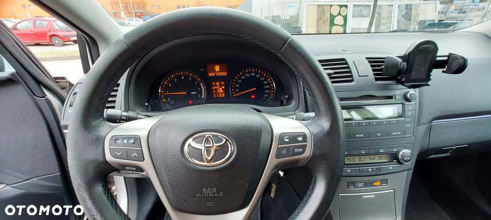 Toyota Avensis 1.8 Sol - 10