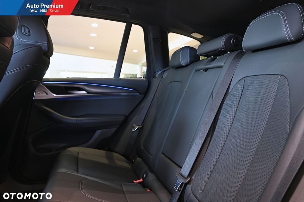BMW X3 xDrive20i mHEV - 13