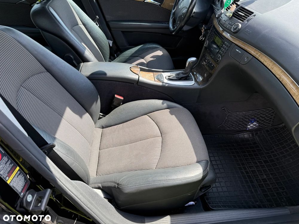 Mercedes-Benz Klasa E 220 CDI Automatik Avantgarde DPF - 28