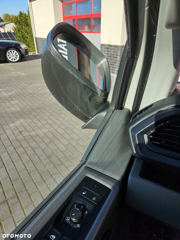 Volkswagen Transporter 2.0TDI 150KM - 20