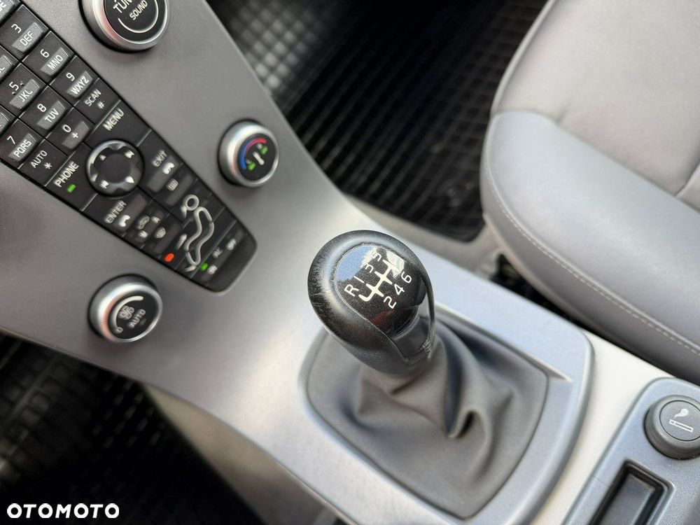 Volvo V50 - 19