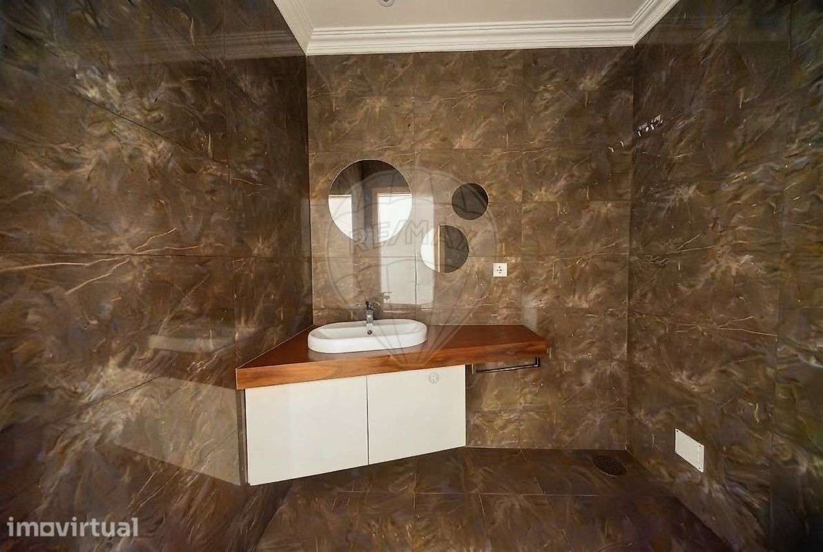 Apartamento T5 para arrendamento - Grande imagem: 3/31