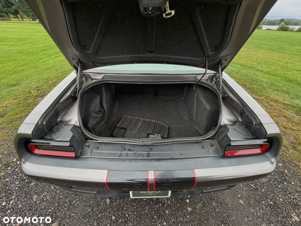 Dodge Challenger ver-3-6-gt-plus-awd - 23