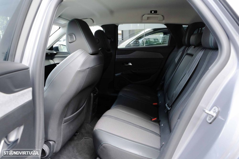 Peugeot 308 SW 1.6 Hybrid Allure Pack e-EAT8 - 21