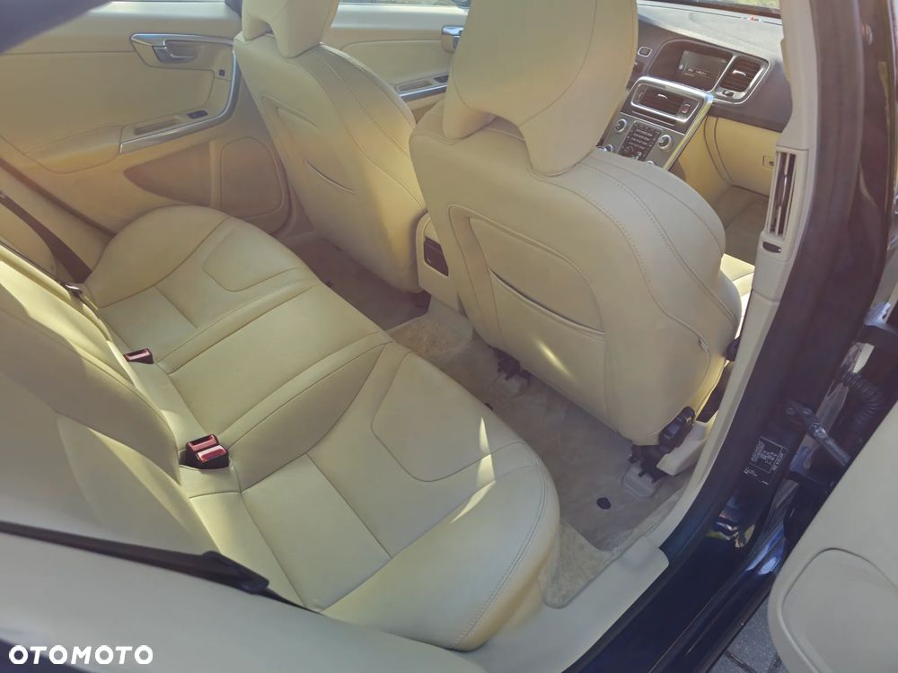 Volvo S60 D3 Drive-E Summum - 18