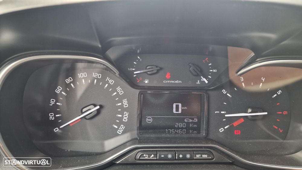 Citroën C3 Aircross 1.5 BlueHDi Shine S&S - 14