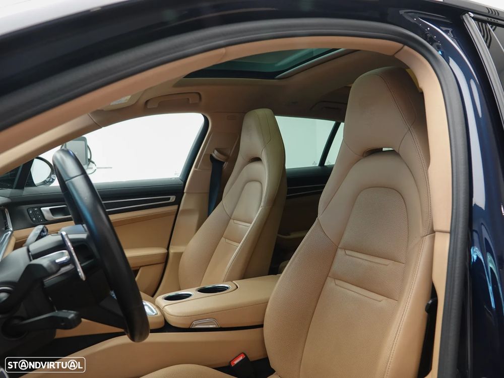 Porsche Panamera Sport Turismo 4 E-Hybrid Platinum Edition - 26