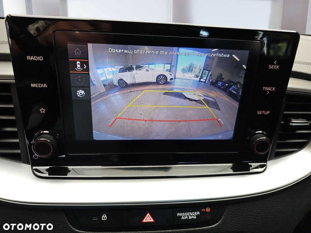 Kia Ceed 1.5 T-GDI M - 17