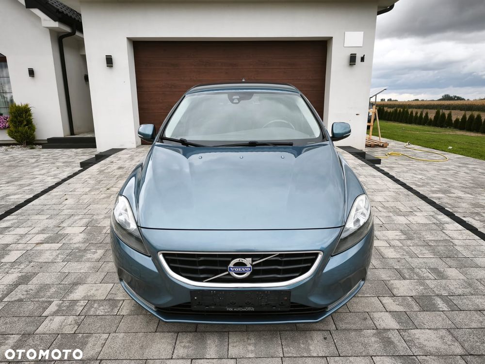 Volvo V40 D2 Momentum - 3