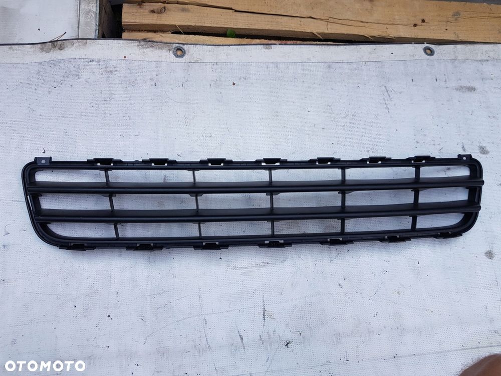 kratka zderzaka przód 71721-72k0 suzuki swift iii mk6 2008-2010 - 1