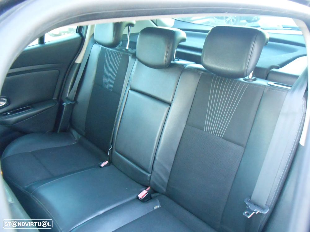 Renault Mégane 1.5 dCi Dynamique S - 21