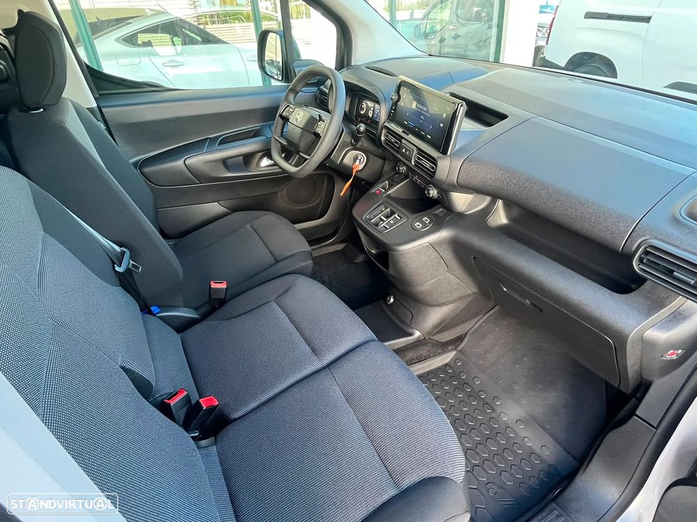 Opel Combo Cargo L1 1.5 CDTi 130cv AT8 (caixa automática) - 29