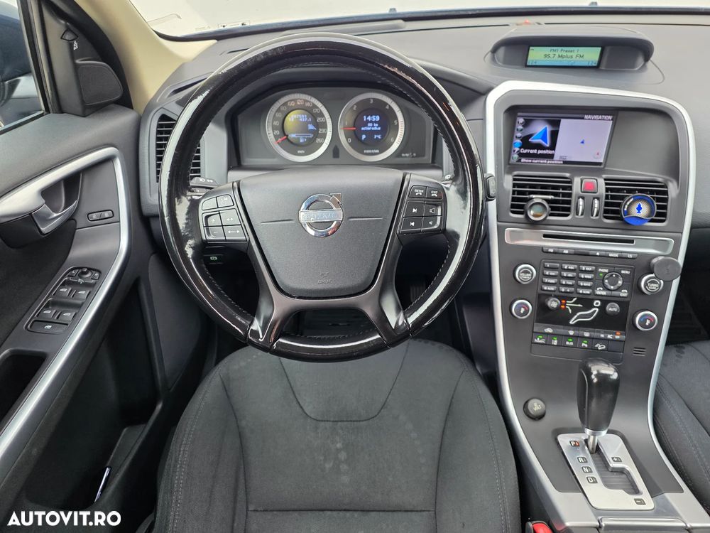 Volvo XC 60 D5 AWD Aut. Momentum - 7