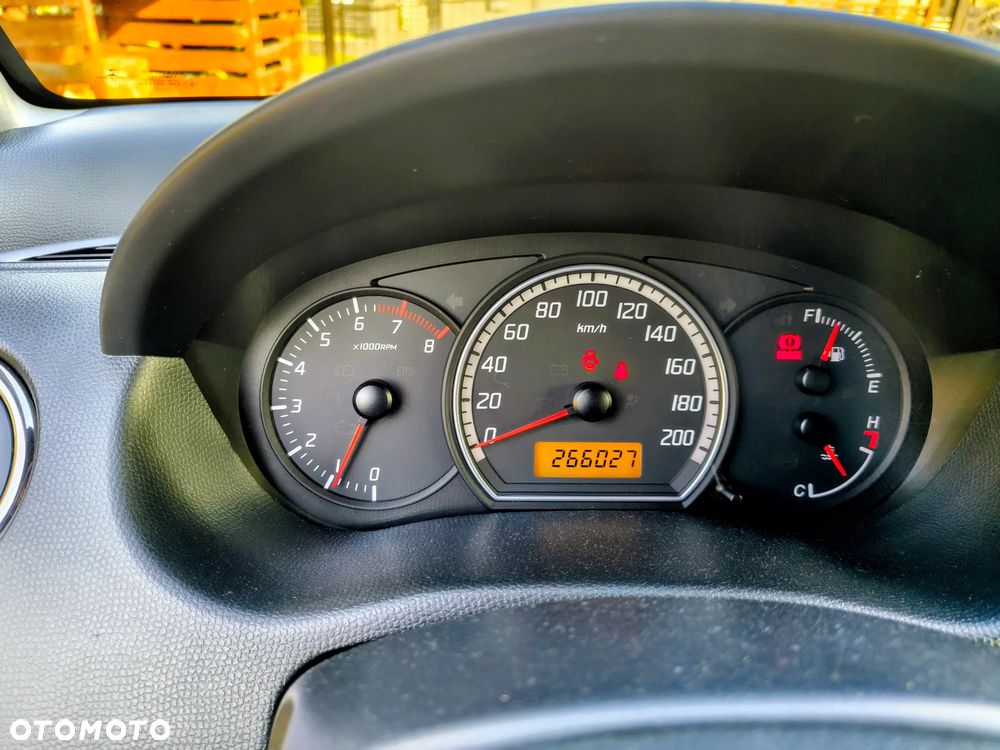 Suzuki Swift 1.3 GLX / Comfort - 11