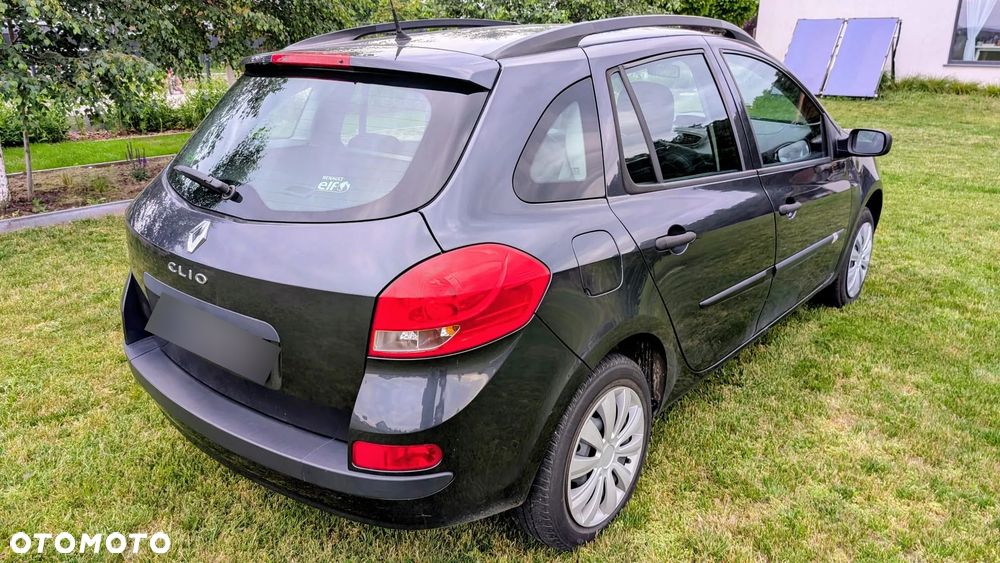 Renault Clio - 3