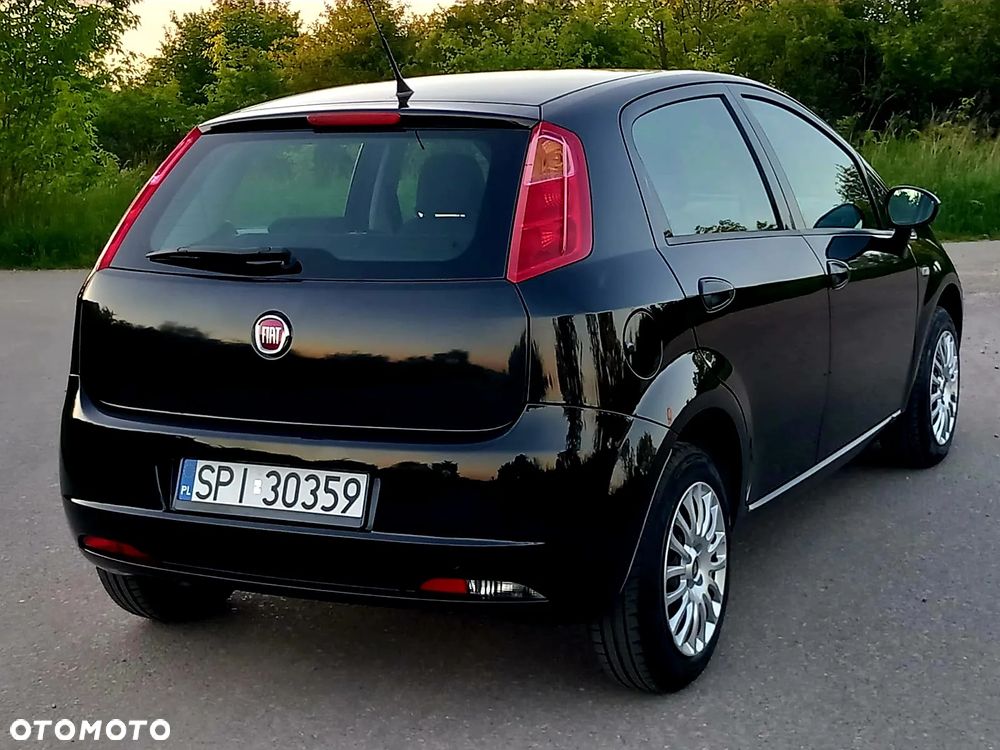Fiat Grande Punto Actual 1.2 8V Estiva - 3
