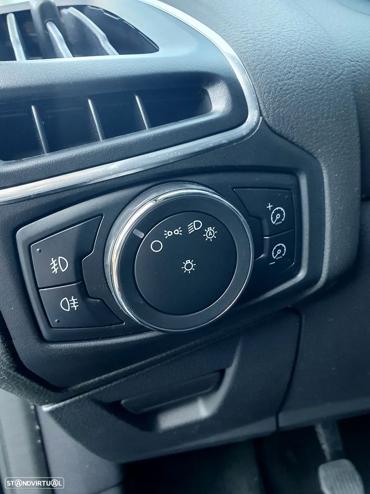 Ford Focus SW 1.0 EcoBoost S&S Titanium - 21