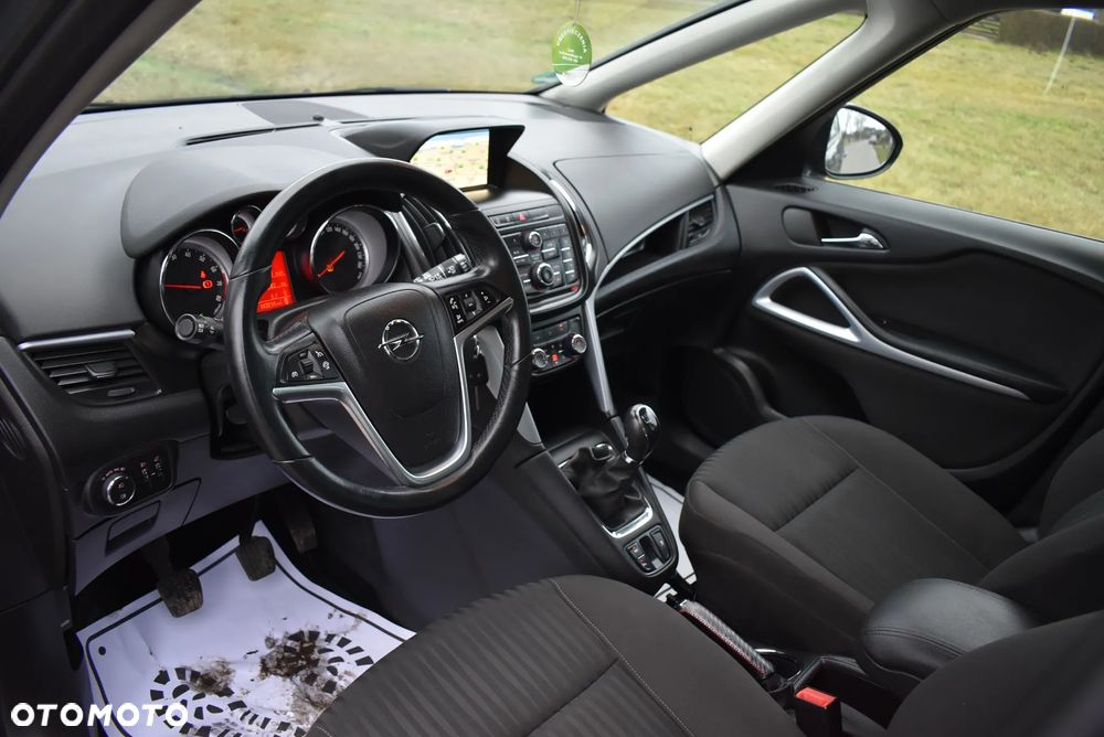 Opel Zafira 1.4 T Cosmo EU6 - 18