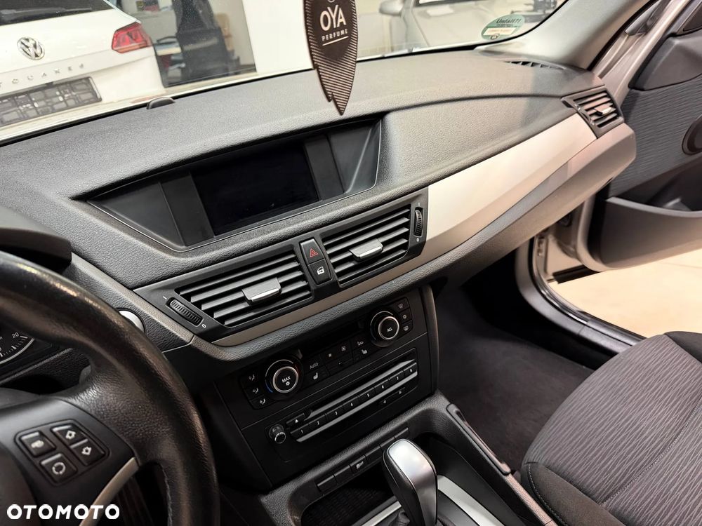 BMW X1 sDrive18i - 39