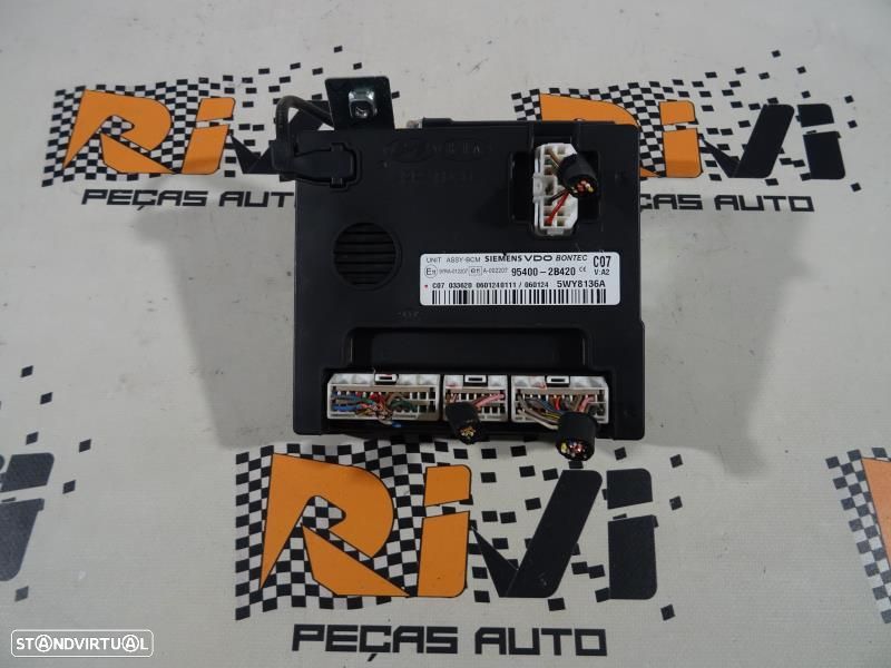 Bsi / Caixa De Relés Hyundai Santa Fé Ii (Cm)  954002B420 / 5Wy8136a / - 1