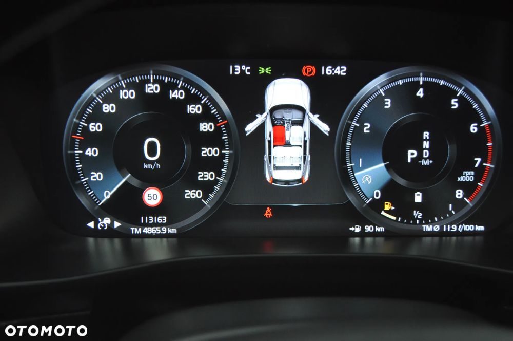 Volvo XC 40 - 32