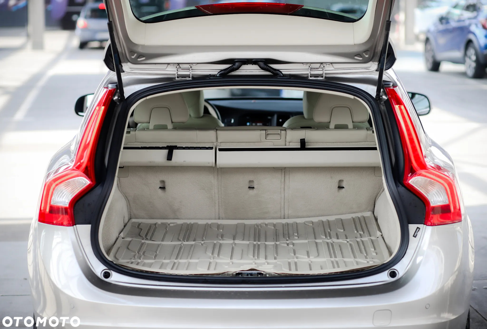 Volvo V60 T5 Drive-E Kinetic - 16