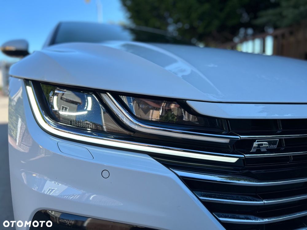 Volkswagen Arteon 2.0 TDI Bi-Turbo SCR 4Mot R-Line DSG - 13