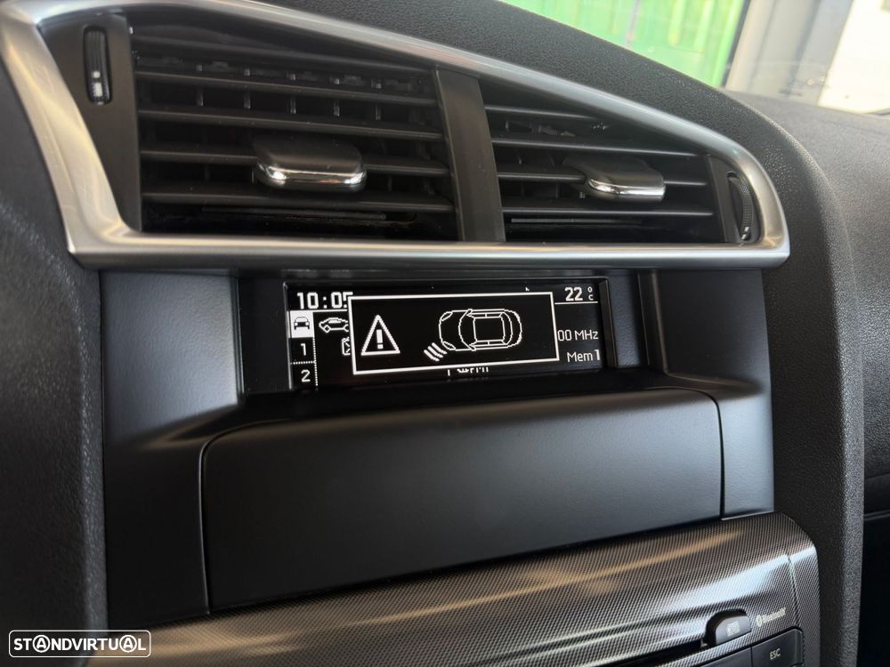 Citroën C4 1.6 e-HDi Exclusive J17 - 17