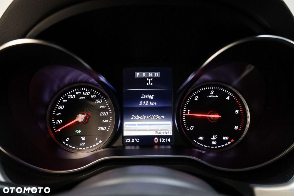 Mercedes-Benz Klasa X - 17