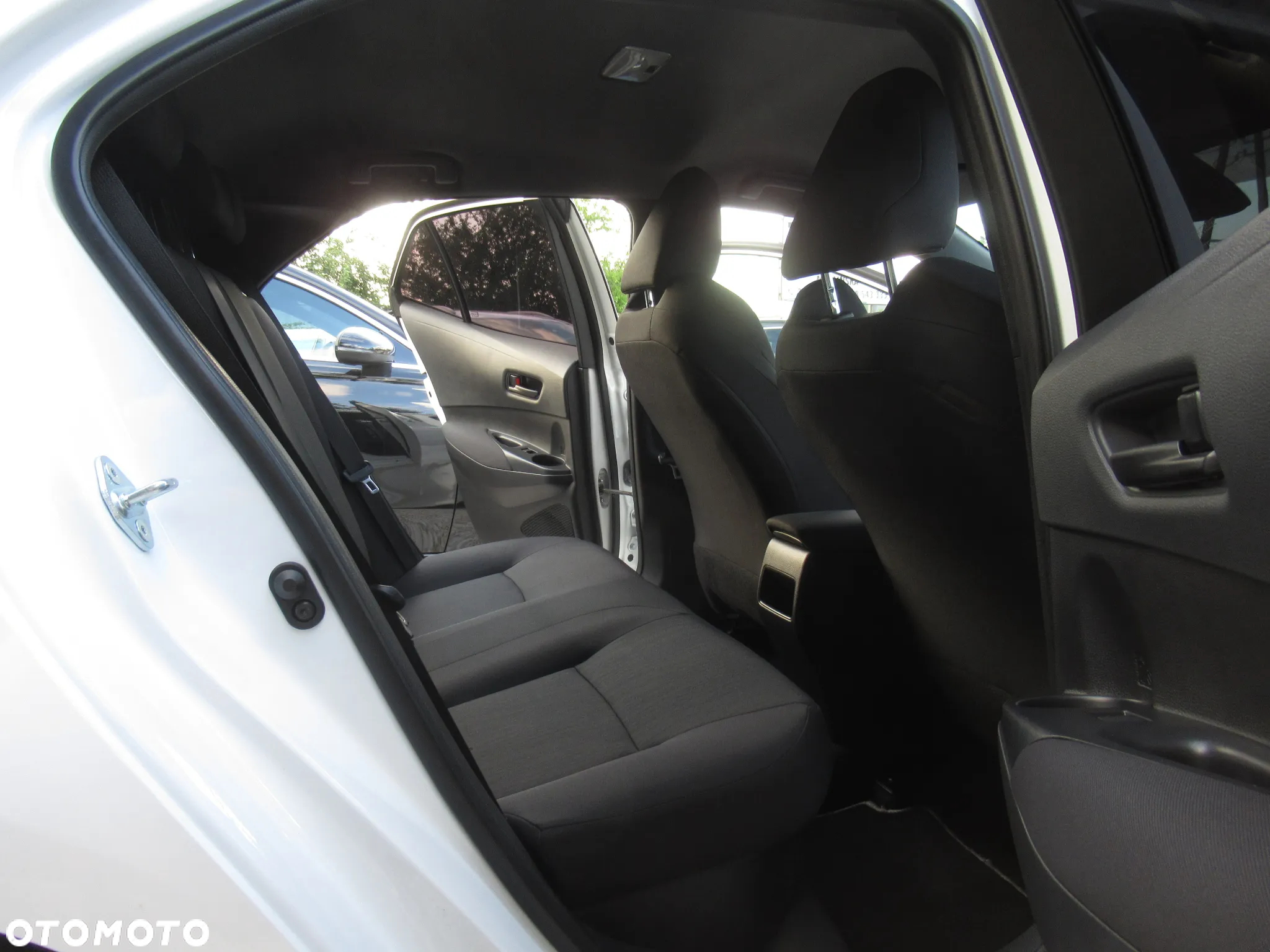 Toyota Corolla 1.8 Hybrid Active - 7