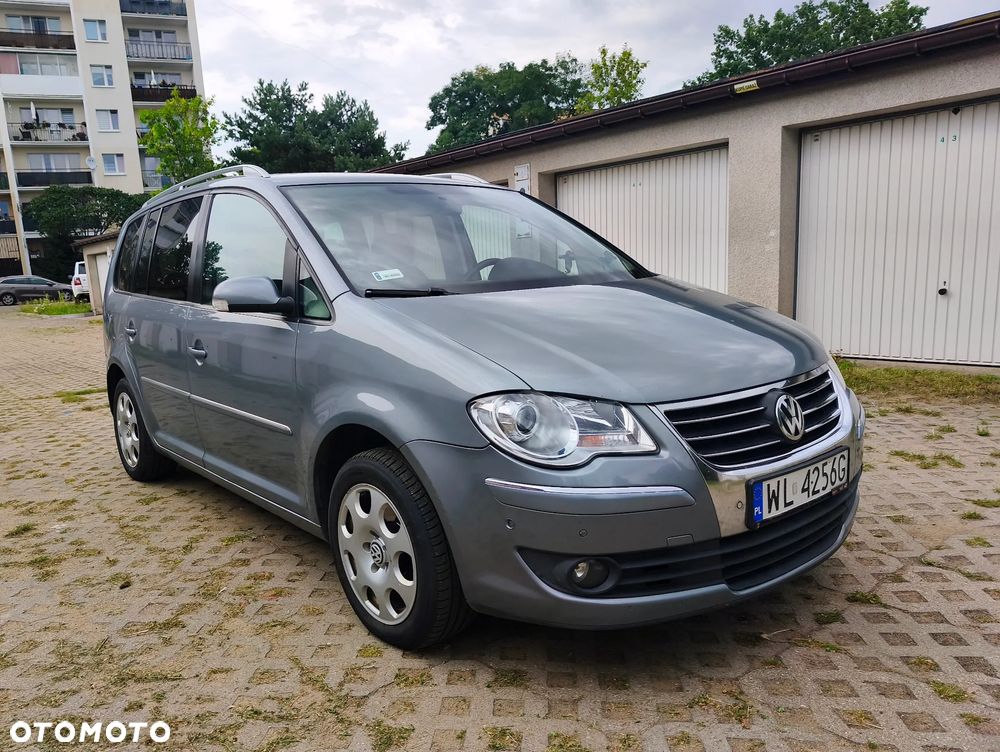 Volkswagen Touran 1.9 TDI DSG Trendline - 6