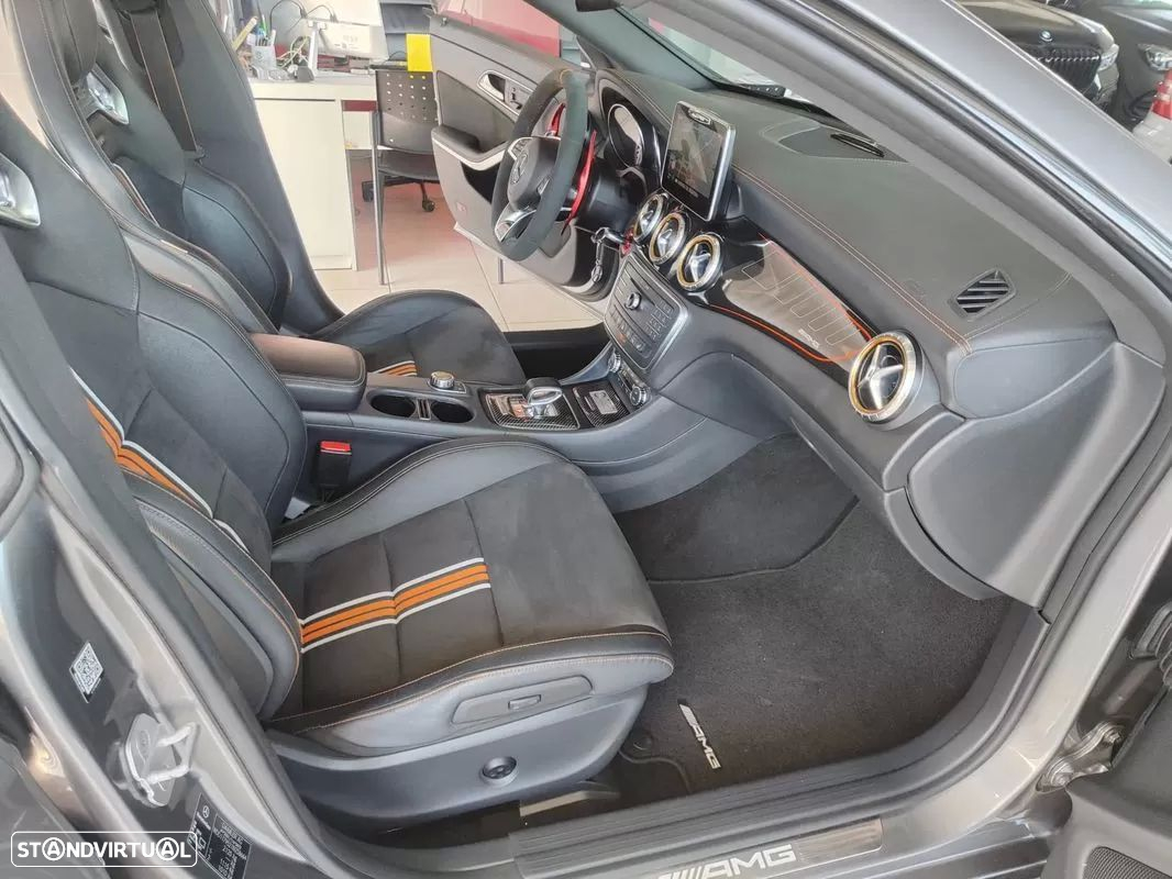Mercedes-Benz CLA 45 AMG Shooting Brake 4-Matic - 16
