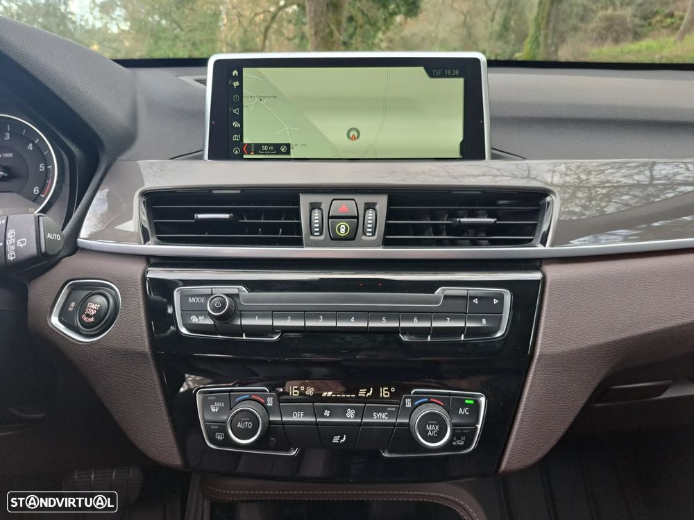 BMW X1 sDrive18d Aut. xLine - 30