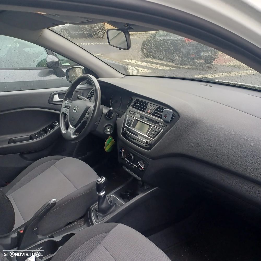 Hyundai i20 1.2 Comfort - 6