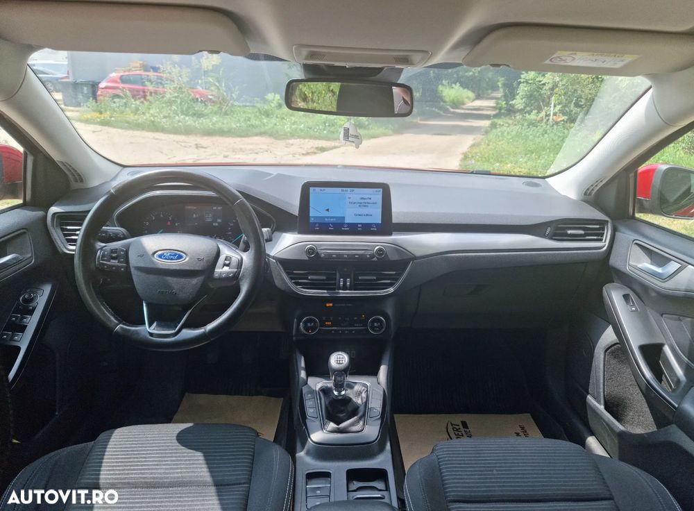 Ford Focus 1.0 EcoBoost Titanium Business - 19