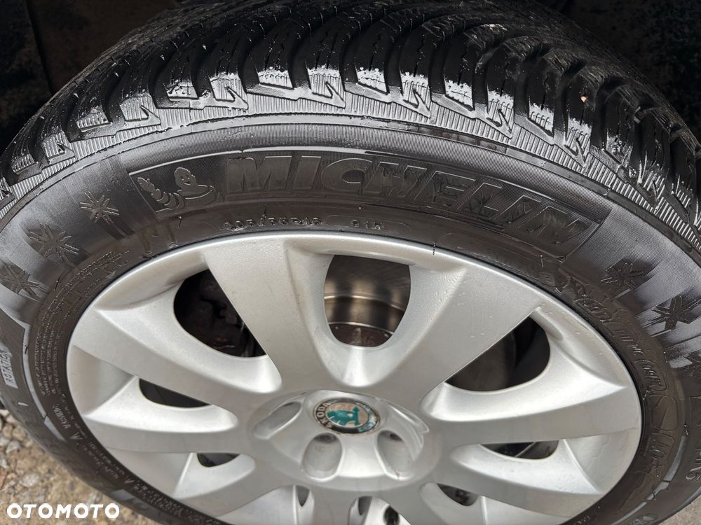 Skoda Superb 2.0 Comfort - 31