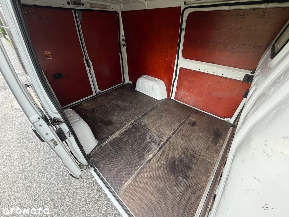 Peugeot Boxer * 2.2 / 100KM * L1H1 * Bagażnik dachowy * Hak * - 19