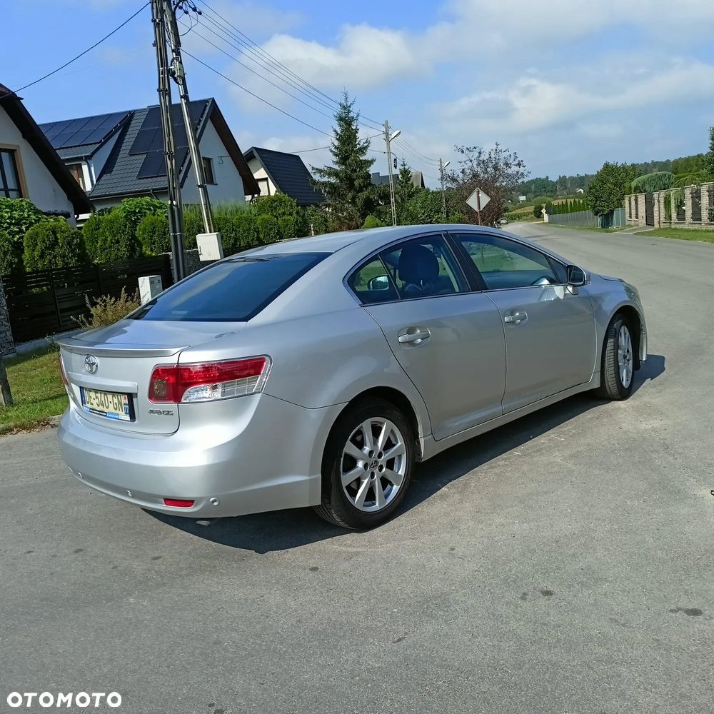 Toyota Avensis 2.0 D-4D Sol plus - 7