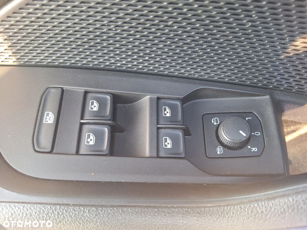 Skoda Octavia 2.0 TDI DSG Clever - 17