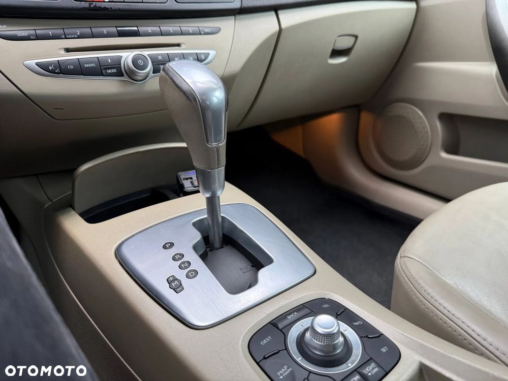 Renault Laguna 2.0 DCi Initiale - 35