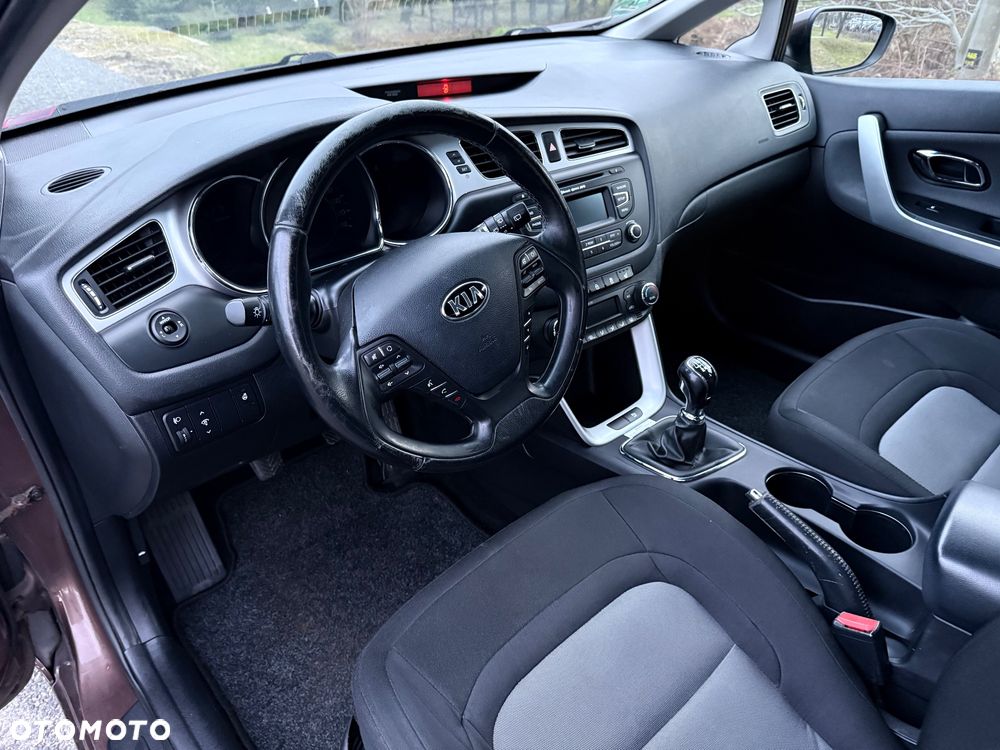 Kia Ceed 1.6 GDI Platinum Edition - 20