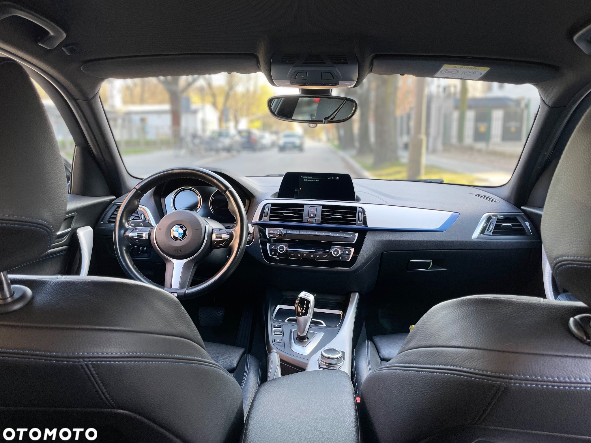 BMW Seria 1 118i M Sport Shadow - 12