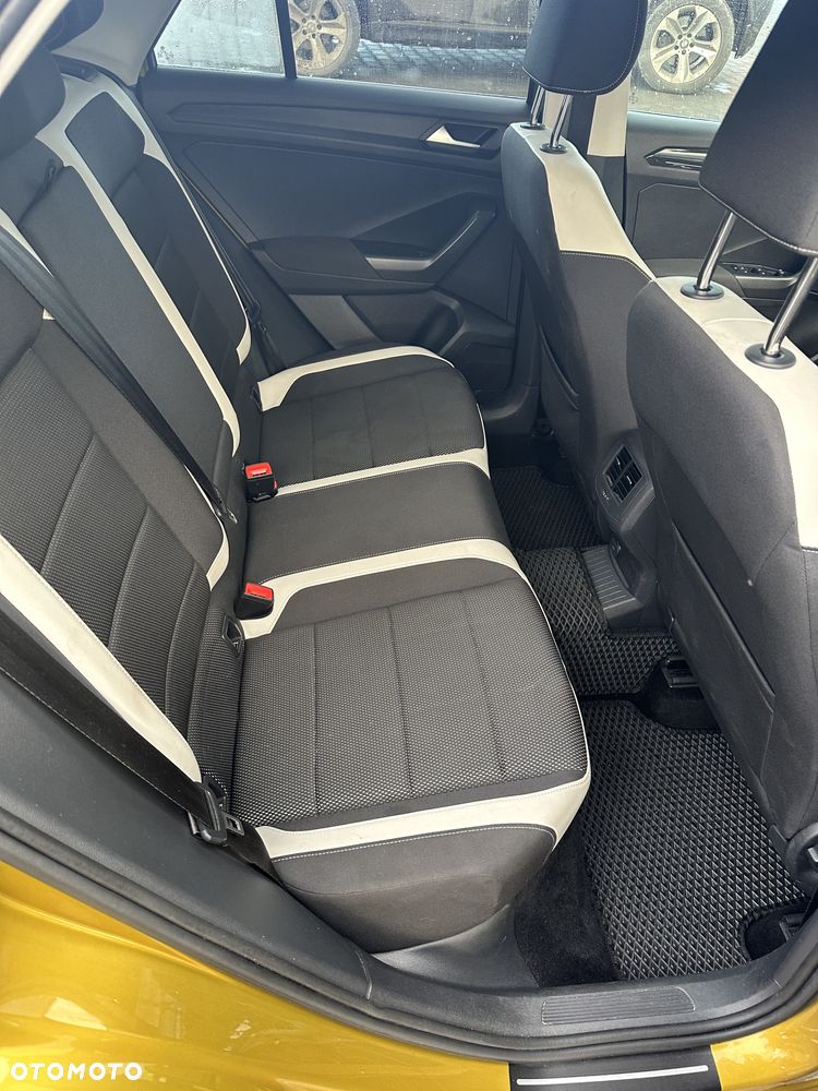 Volkswagen T-Roc 1.5 TSI GPF ACT Premium - 7