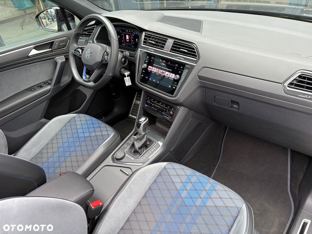 Volkswagen Tiguan - 17