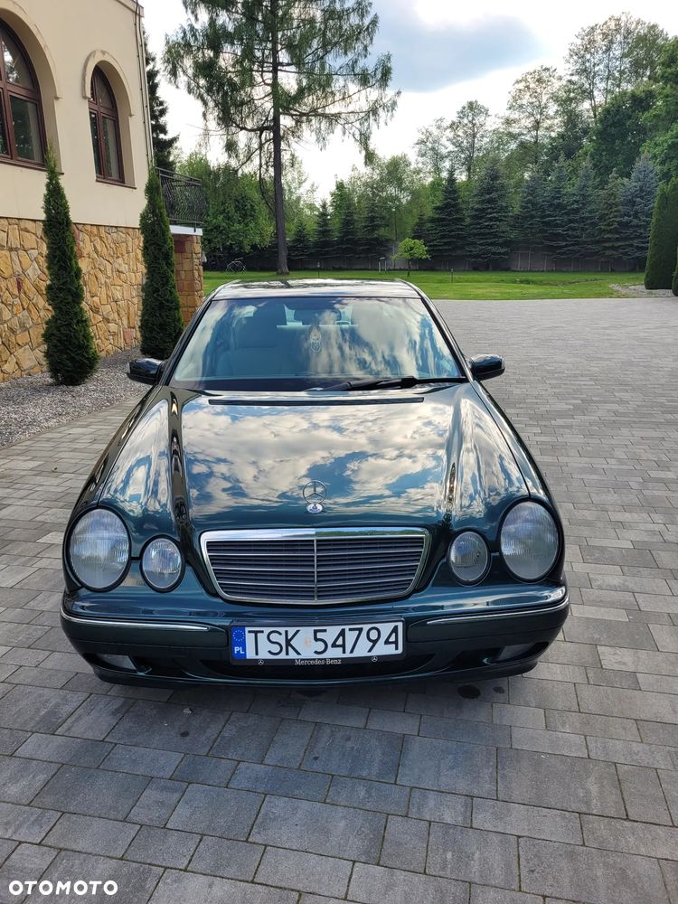 Mercedes-Benz Klasa E - 2
