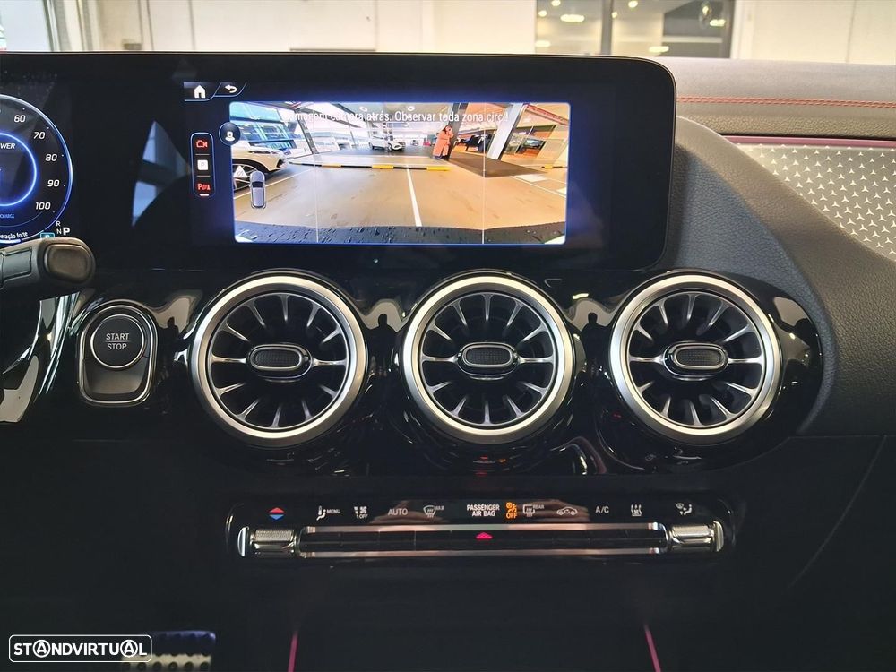 Mercedes-Benz EQA 250+ AMG Line - 19