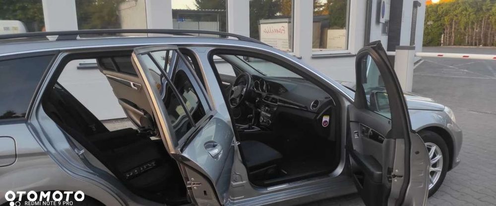 Mercedes-Benz Klasa C 200 CDI BlueEff Avantgarde - 25